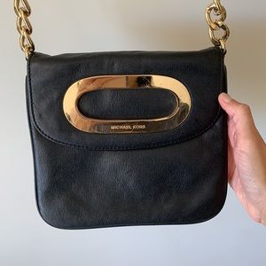 Michael kors crossbody